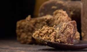 JAGGERY KOLHAPURI UNREFINED Dark CANE SUGAR( Bheli ) Cubes in Jar (गुड़, कोल्हापुर)