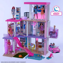 Barbie Girl  Day to Night Dreamhouse Set for kids